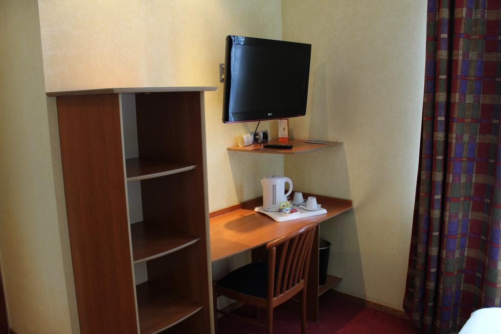 In Situ Hotel ヴァランシエンヌ エクステリア 写真